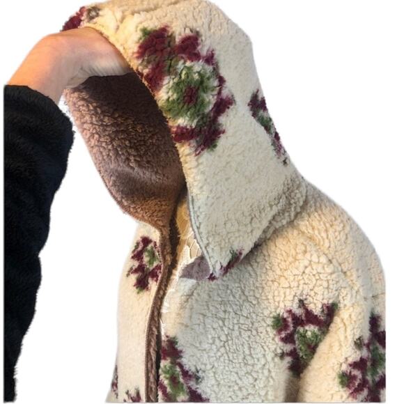 NWT Fuzzy Cozy Teddy Reversible Cardigan Coat open front LOve Tree size medium - Picture 8 of 12